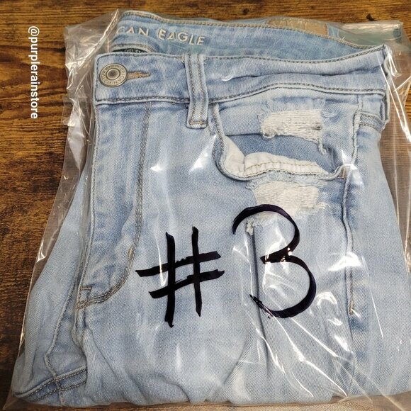 American Eagle Jeans 12 L Jegging Mid Rise Next Level Stretch Medium Light Wash - Picture 13 of 13